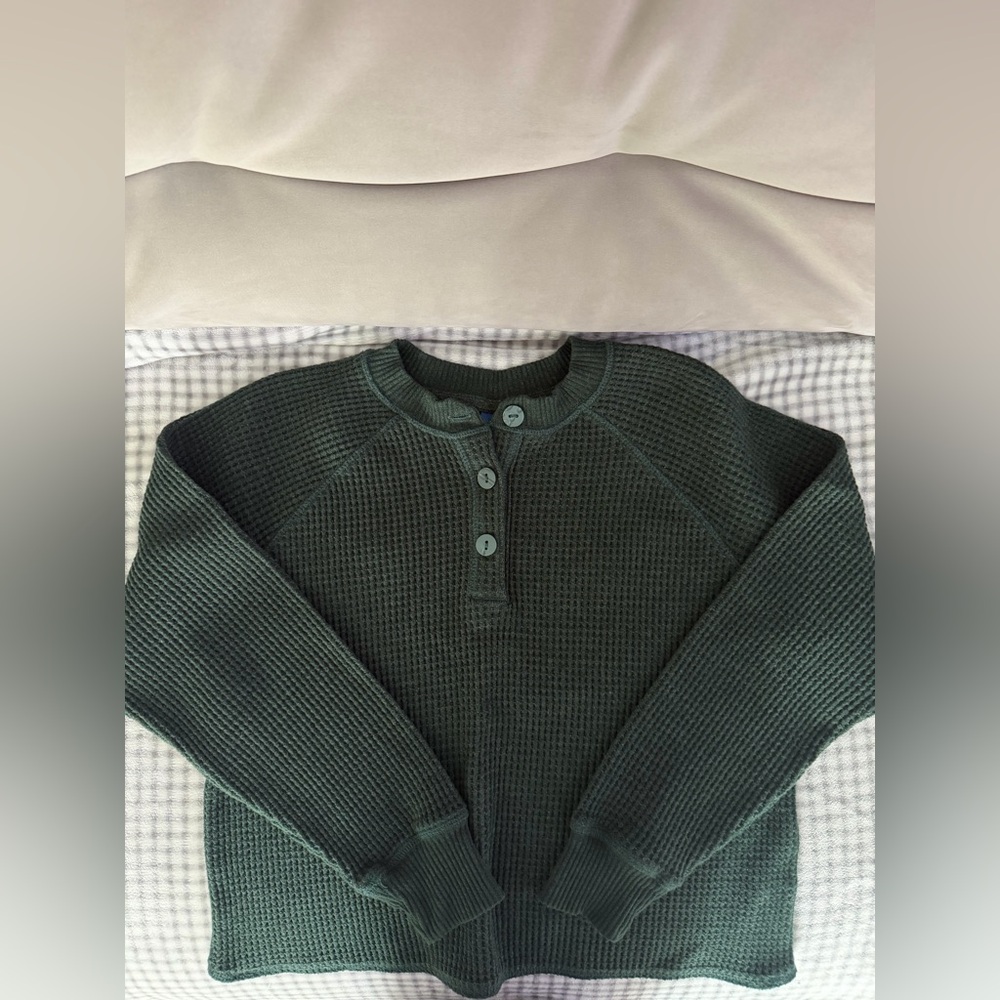 Old Navy Women’s Petite Dark Green Crewneck Waffle Sweater